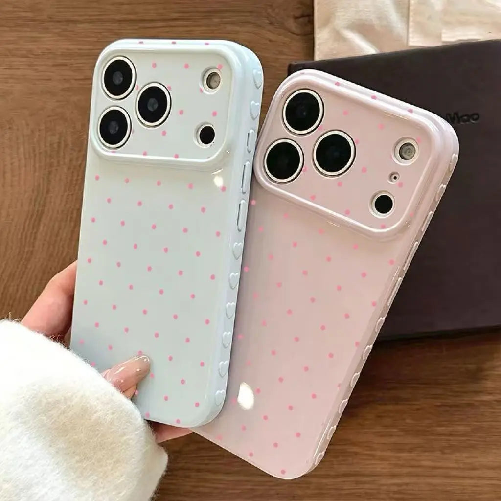 Polka‑Dot Heart‑Border Phone Case Made of Premium Glossy Soft Tpu‑Pc Composite Material. the Smooth Skin‑Friendly Surface Resists Fingerprints and Delivers a Silky Non‑Slip Grip. Exquisite Embossed Heart Patterns on Side Borders Add Sweet Detail